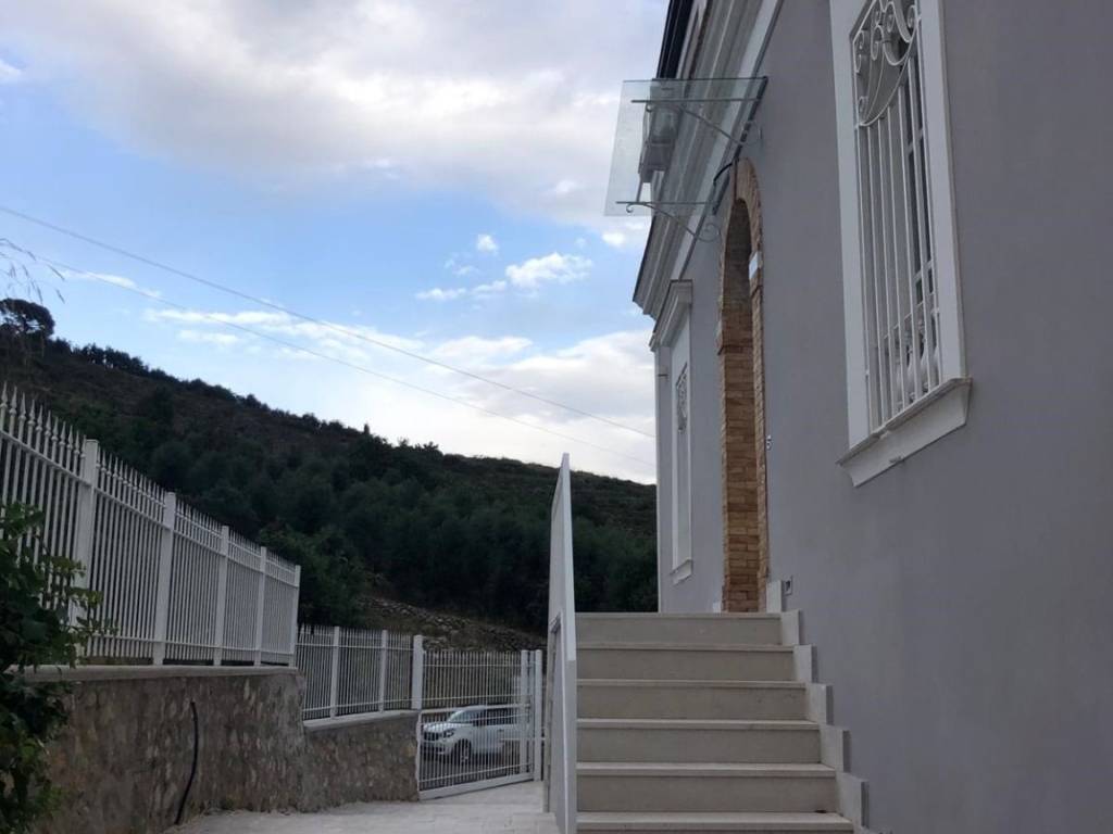 Villa a Gaeta in Via Forte Emilio Savio - Foto 5