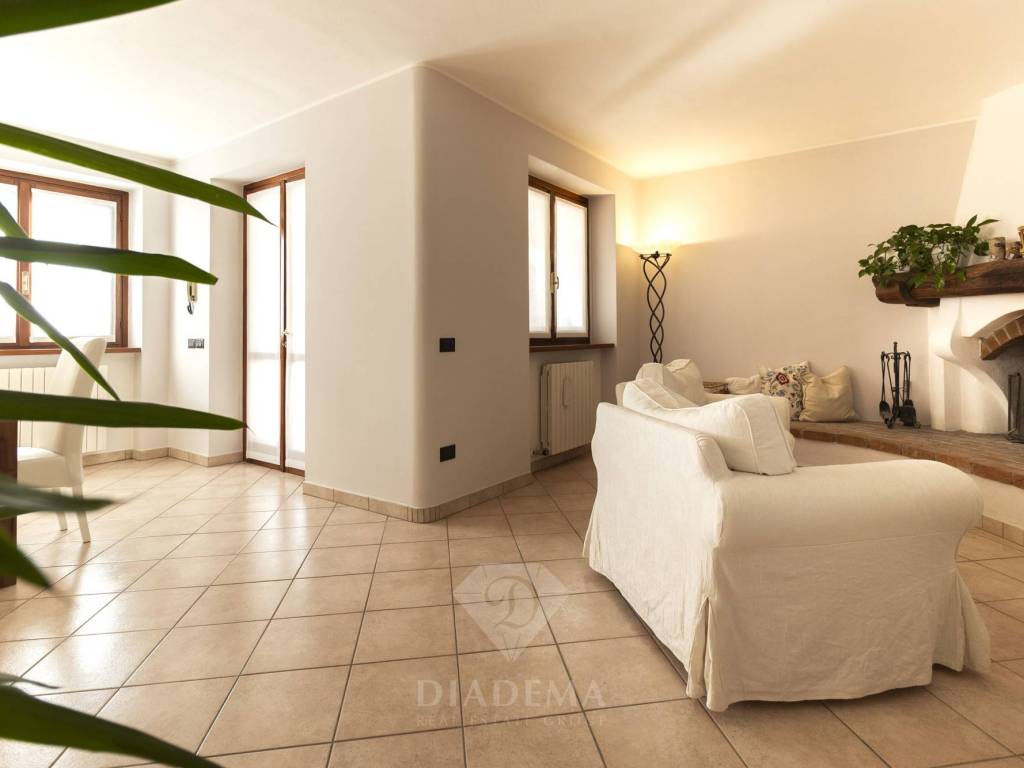 Villa a Sumirago in Via Lega Figli del Lavoro, 6 - Foto 3