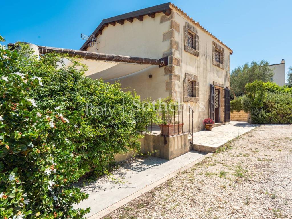 Casa indipendente a Noto in C.da San Lorenzo - Foto 4