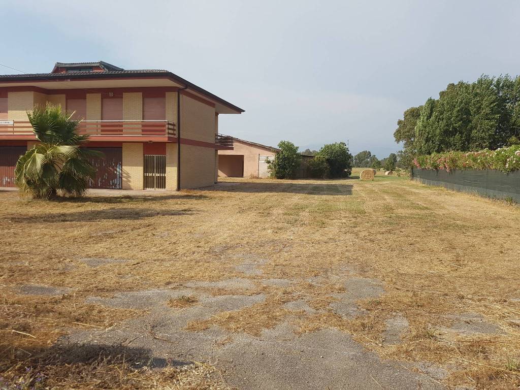 Villa a Latina in Strada del Malconsiglio - Foto 4