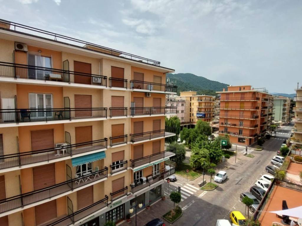 Appartamento a Andora in Via Andrea Doria, 36 - Foto 3