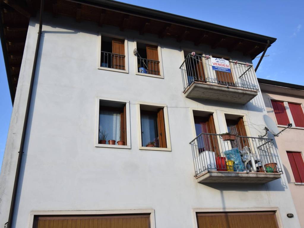 Appartamento a Cornedo vicentino in Via A. Pigafetta, 10 - Foto 2