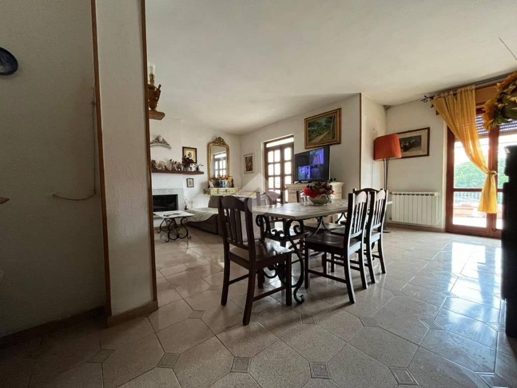 Casa indipendente a Sarzana in Via dei Molini, 6 - Foto 2