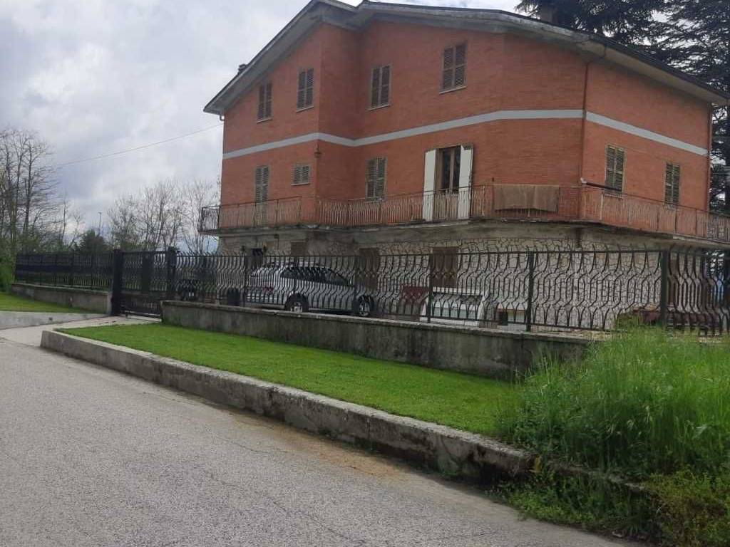 Villa a Tagliacozzo in Via della Stazione, 1 - Foto 2