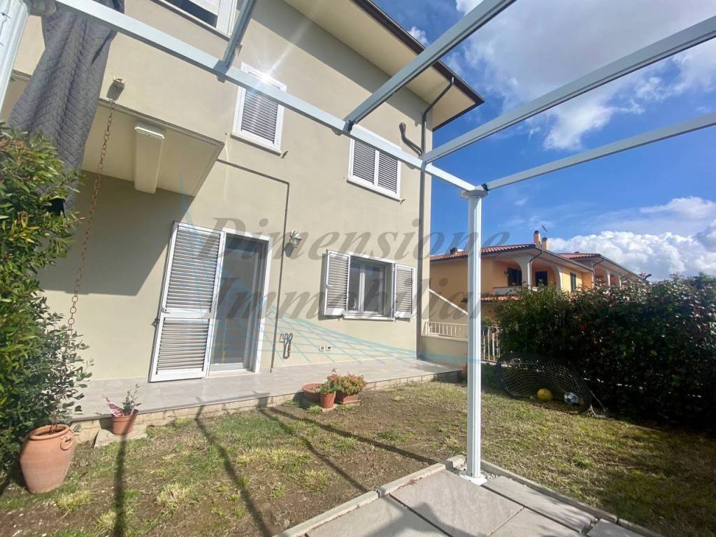 Appartamento a Rosignano marittimo in Via Nilde Iotti - Foto 2