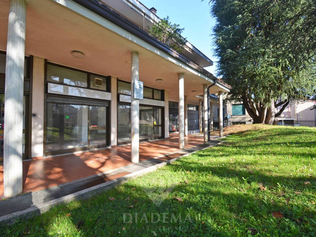 Immobile a Albizzate in Via Alessandro Manzoni, 2 - Foto 2
