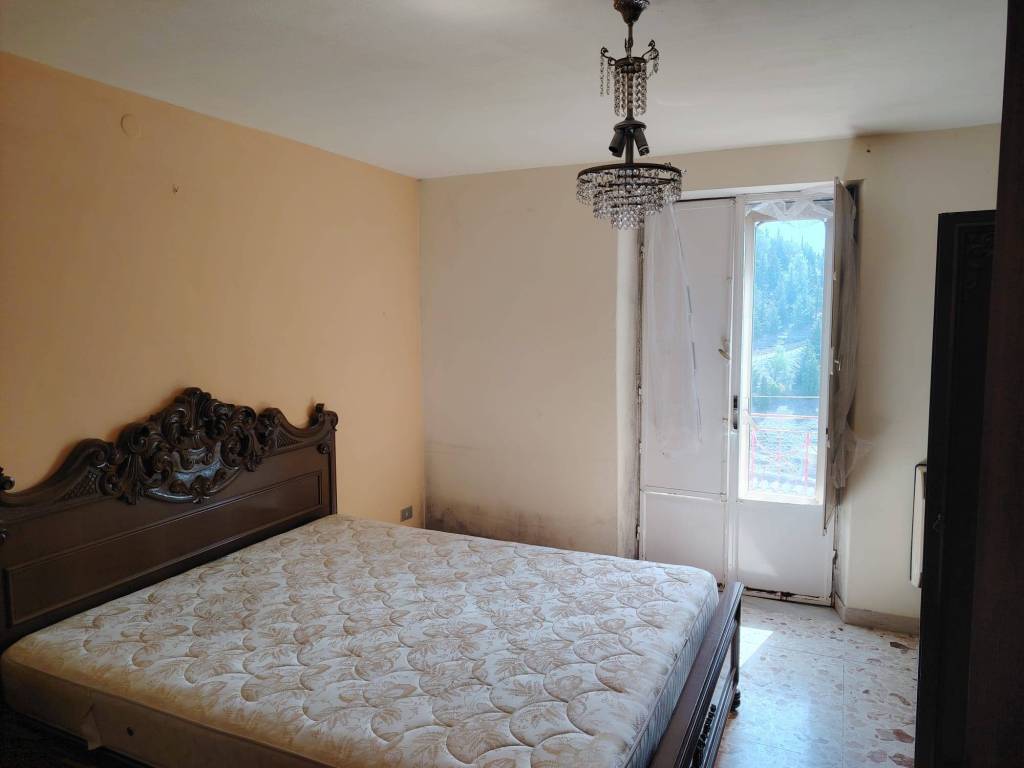 Casa indipendente a Troina in Via Francesco Petrarca, 8 - Foto 4