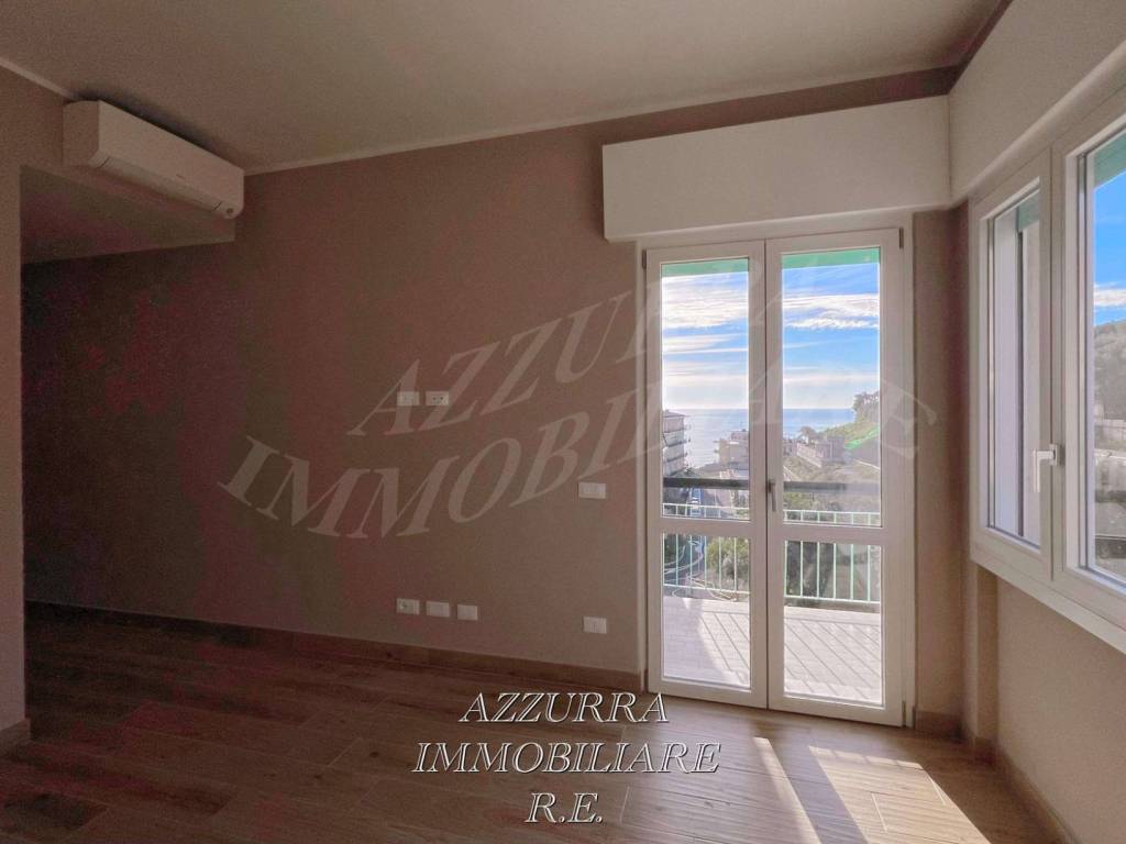 Appartamento a Varazze in Via Livio Canale - Foto 2