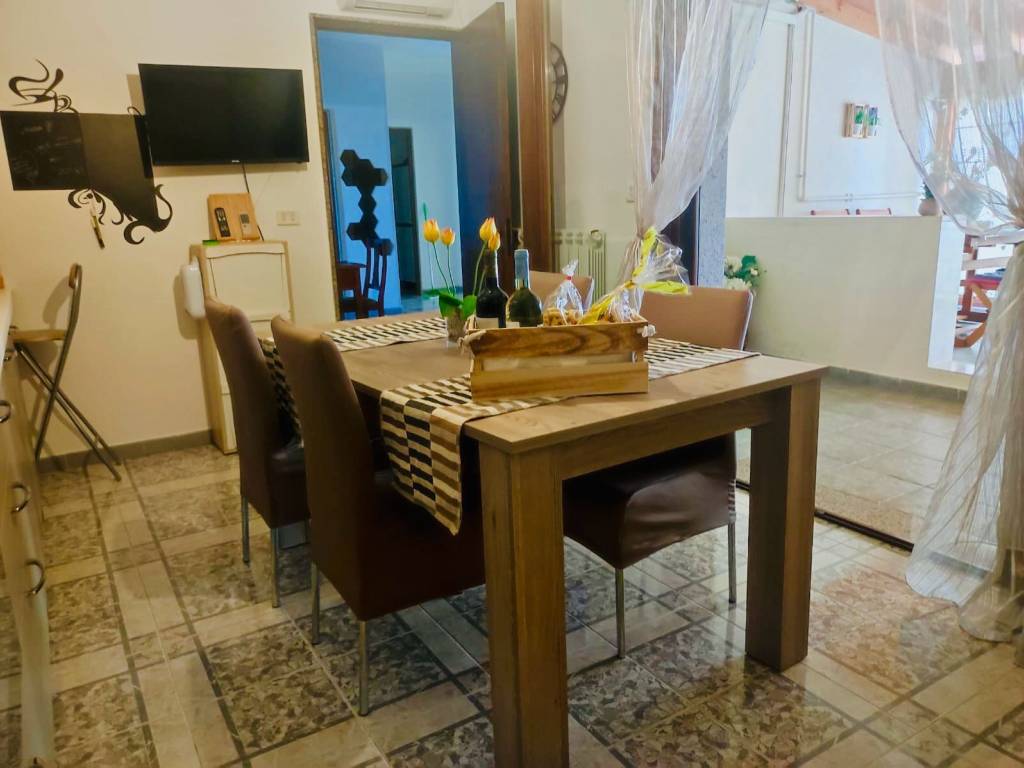 Villetta a schiera a San donaci in Via Adua - Foto 3
