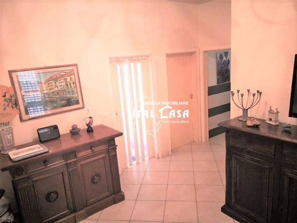 Villa a Monsummano terme in Via Tre Fontane - Foto 3