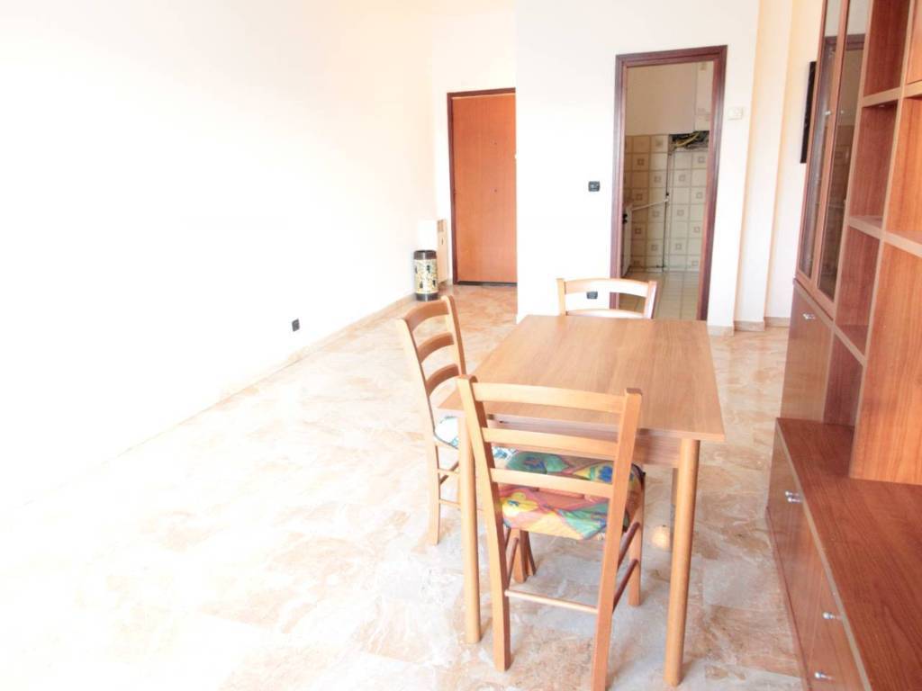 Appartamento a Cento in Via Ugo Bassi - Foto 5
