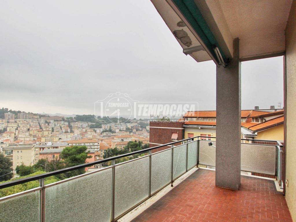 Appartamento a Ancona in Via Panoramica - Foto 2