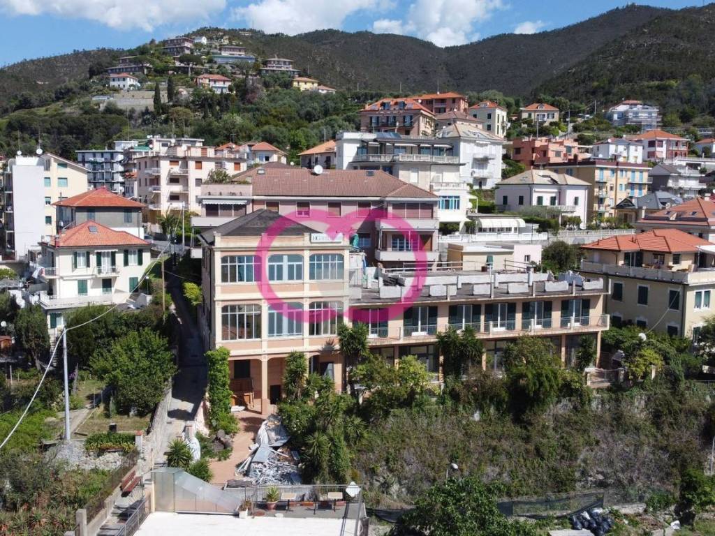 Appartamento a Varazze in Via Guglielmo Marconi, 4 - Foto 4