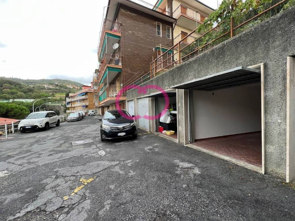 Box / garage a Varazze in Via Monsignor F. Callandrone, 46 - Foto 3