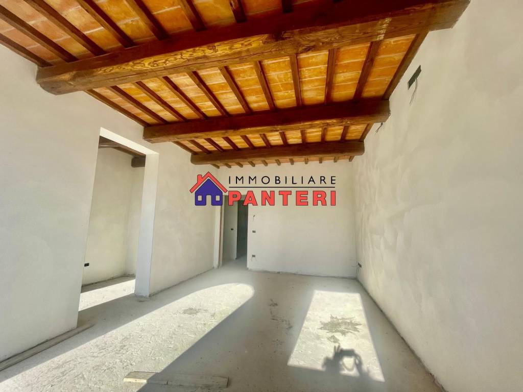 Appartamento a Pescia in Via Benvenuto Pasquinelli - Foto 4