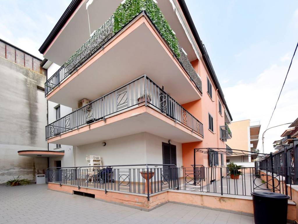 Appartamento a San nicola la strada in Via de Nicola, 3 - Foto 3