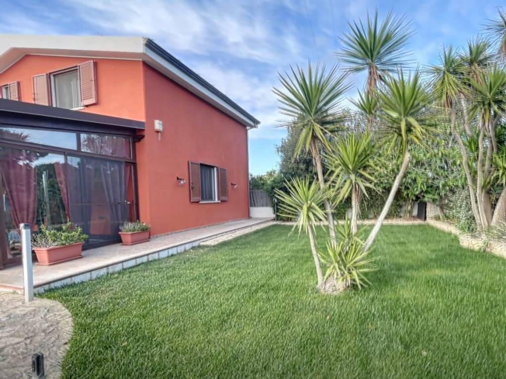 Villa a Sorso in Strada Vicinale Serralonga Lu Pinu - Foto 4