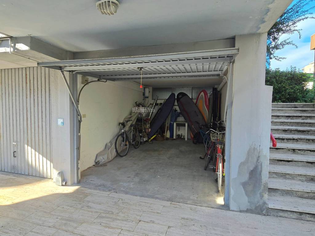 Box / garage a San benedetto del tronto in Via Zandonai, 2 - Foto 4