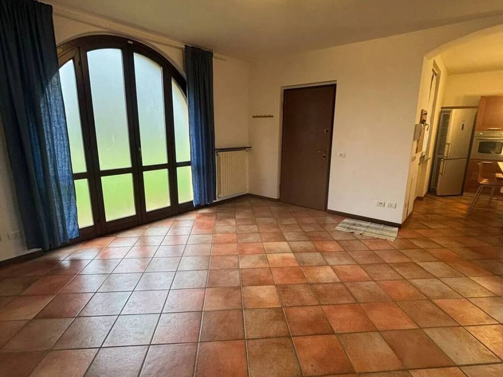 Appartamento a Torre d'isola in Villaggio Dei Pioppi S.N.C. - Foto 2