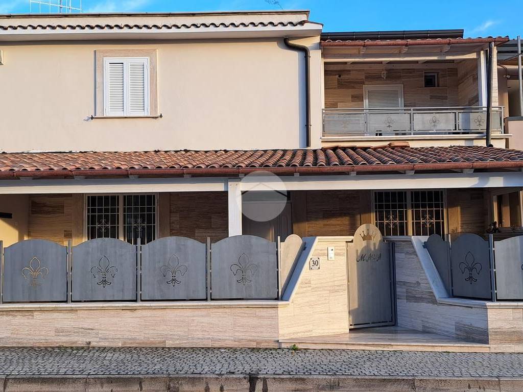 Casa indipendente a Frosinone in Via per Fiuggi - Foto 2