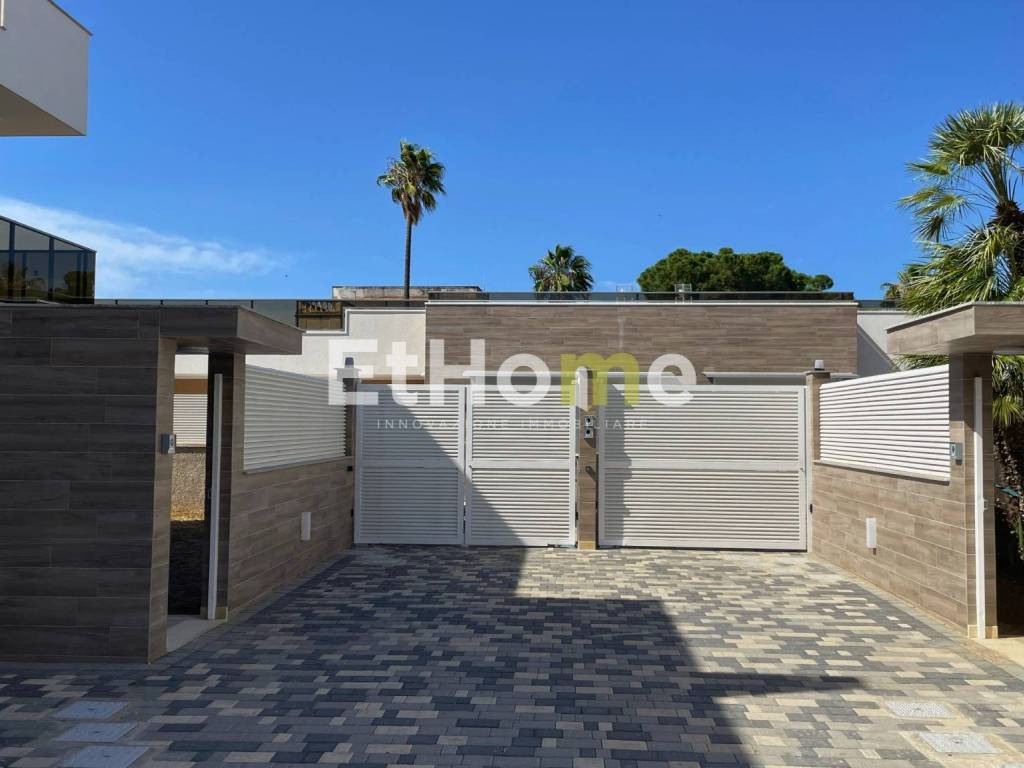 Villa a Trani in Piazzale Sant'Annibale Maria di Francia - Foto 4