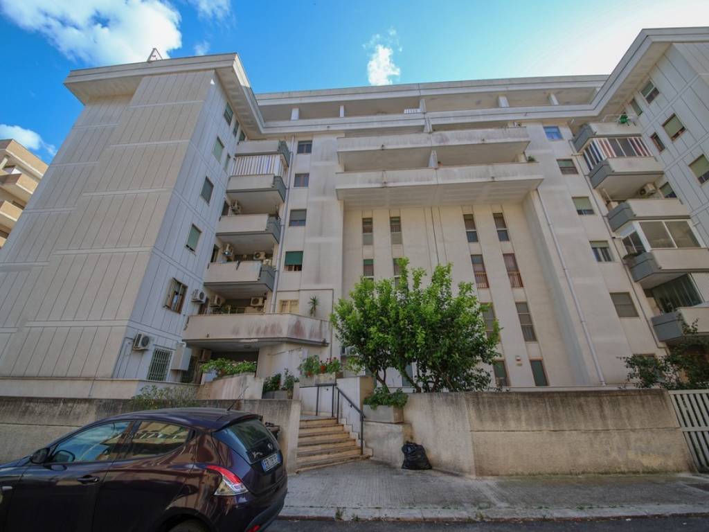 Appartamento a Brindisi in Via Legnago - Foto 2