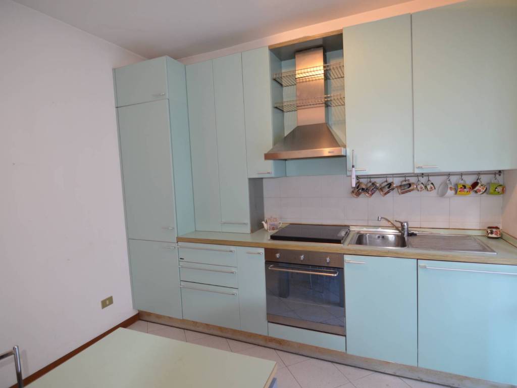 Appartamento a Lecco in C.SO BERGAMO, 33 - Foto 4