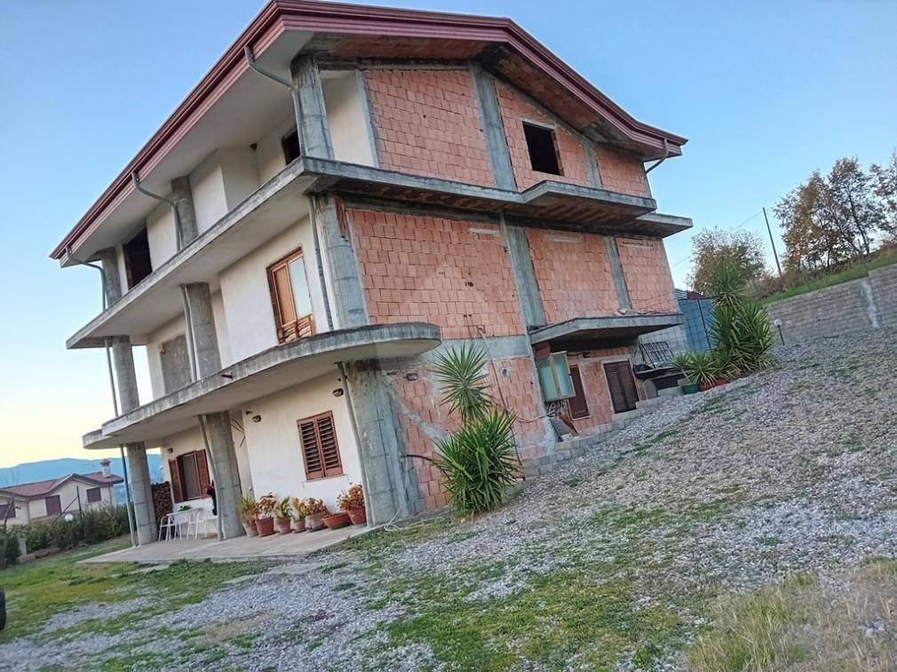 Villa a Luzzi - Foto 3