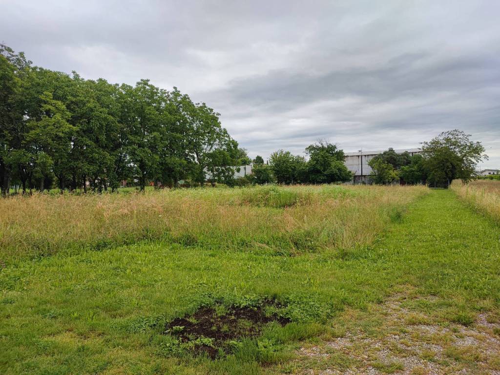 Terreno a Pordenone in Via Galileo Ferraris, 10 - Foto 3