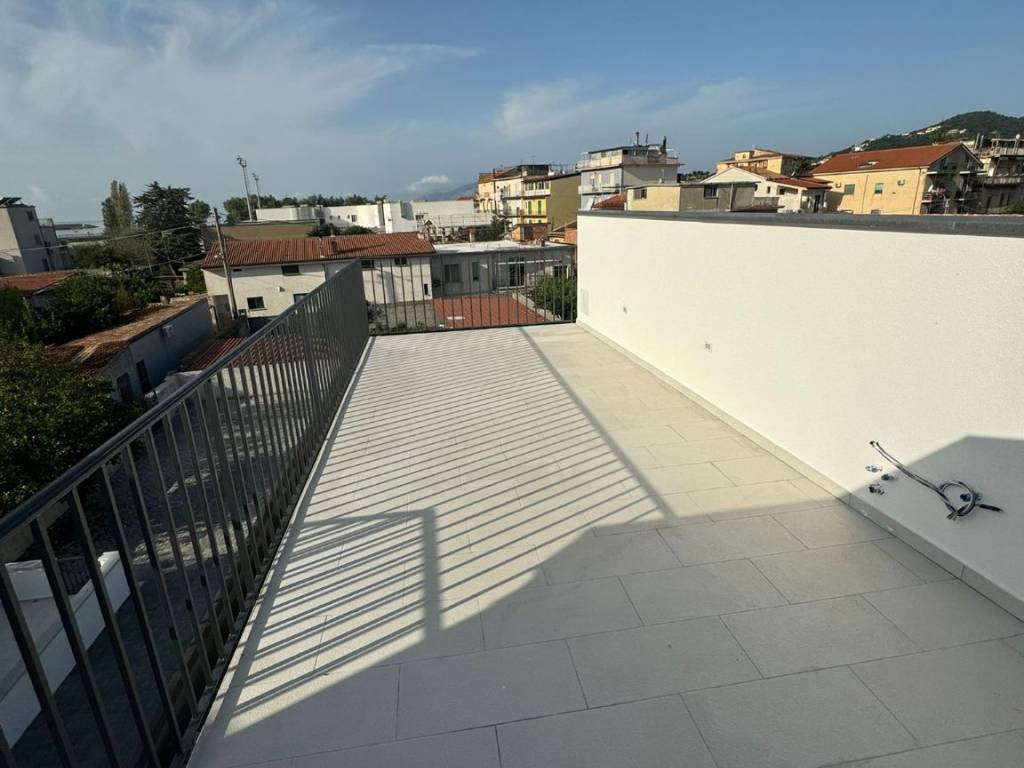 Attico / mansarda a Sapri in Via Costabile Carducci, 32 - Foto 3