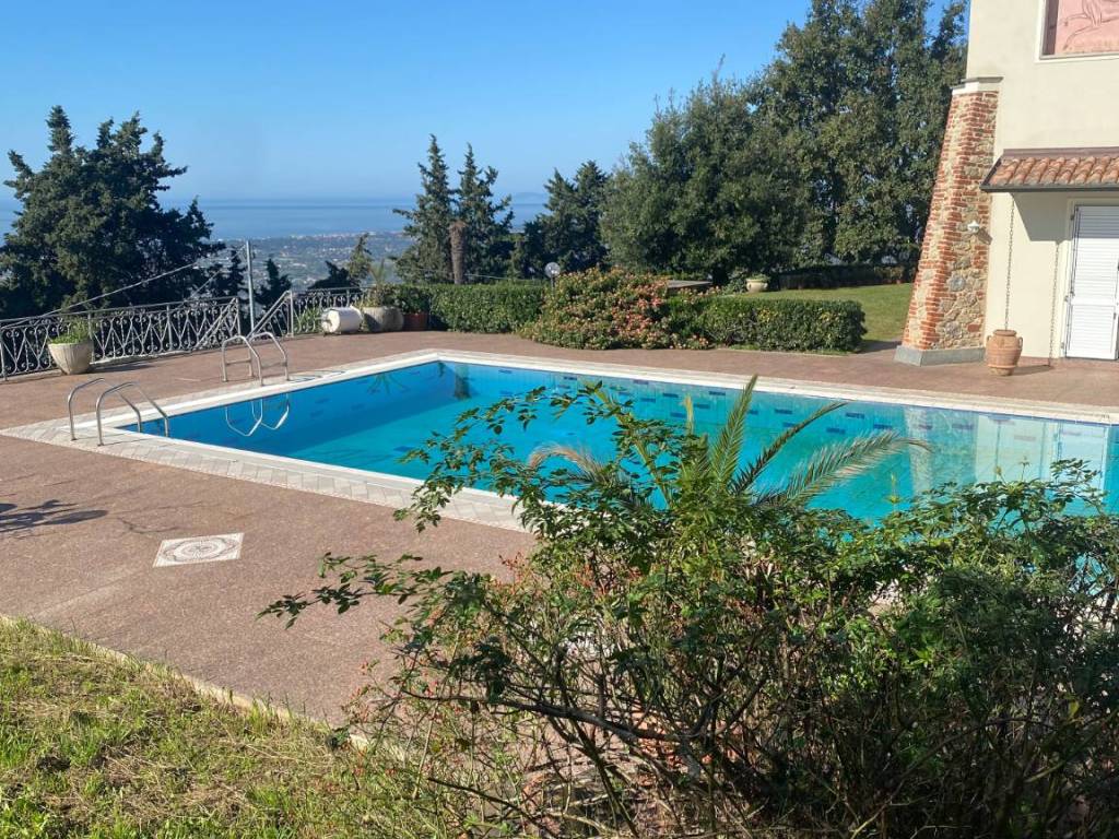 Villa a Massarosa in Via per Pedona - Foto 2