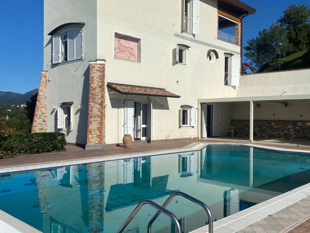 Villa a Massarosa in Via per Pedona - Foto 3