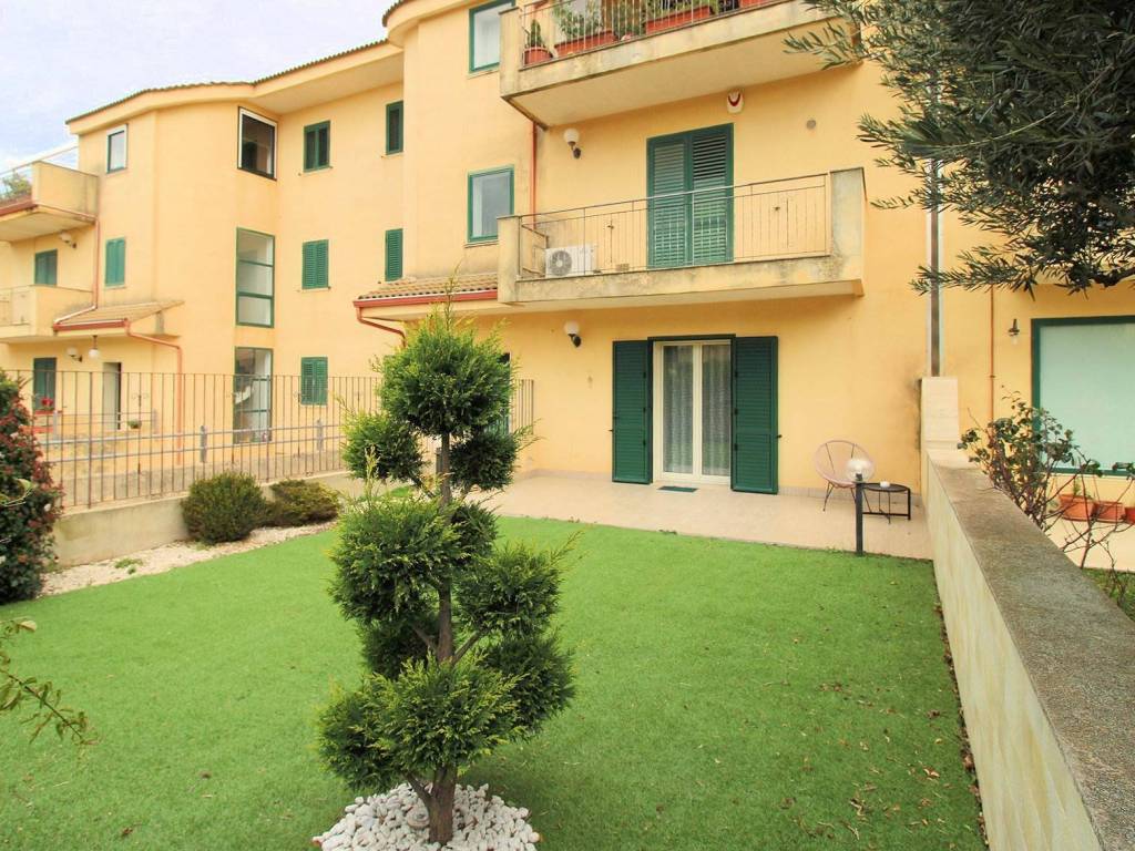 Appartamento a Ragusa in via falcone, 58 - Foto 2
