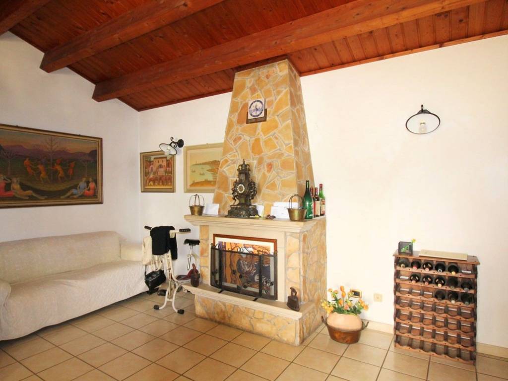 Casa indipendente a Ragusa in Via Paestum , 90 - Foto 3