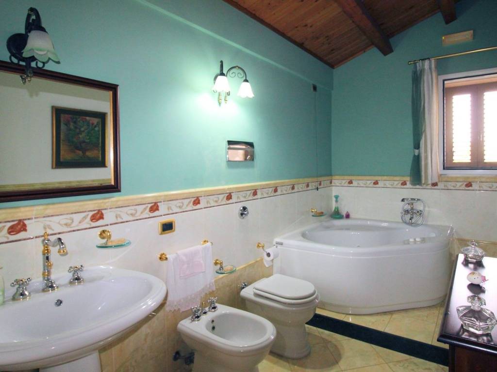 Casa indipendente a Ragusa in Via Paestum , 90 - Foto 4
