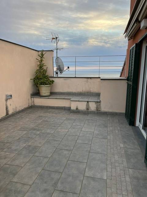 Appartamento a Loano in Via Giuseppe Garibaldi - Foto 2