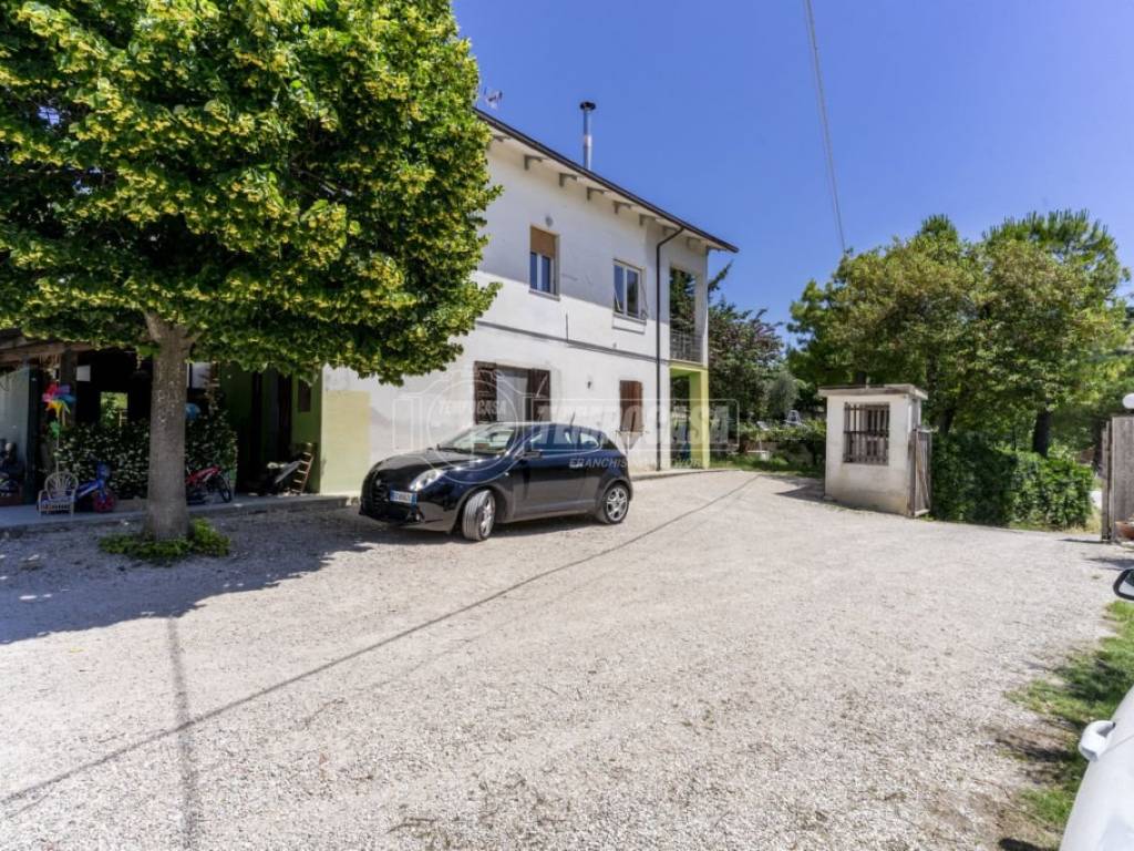 Appartamento a Montecosaro in località castellano 11 - Foto 2