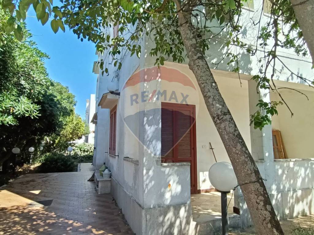 Villa a Carovigno in Via Monviso - Foto 2