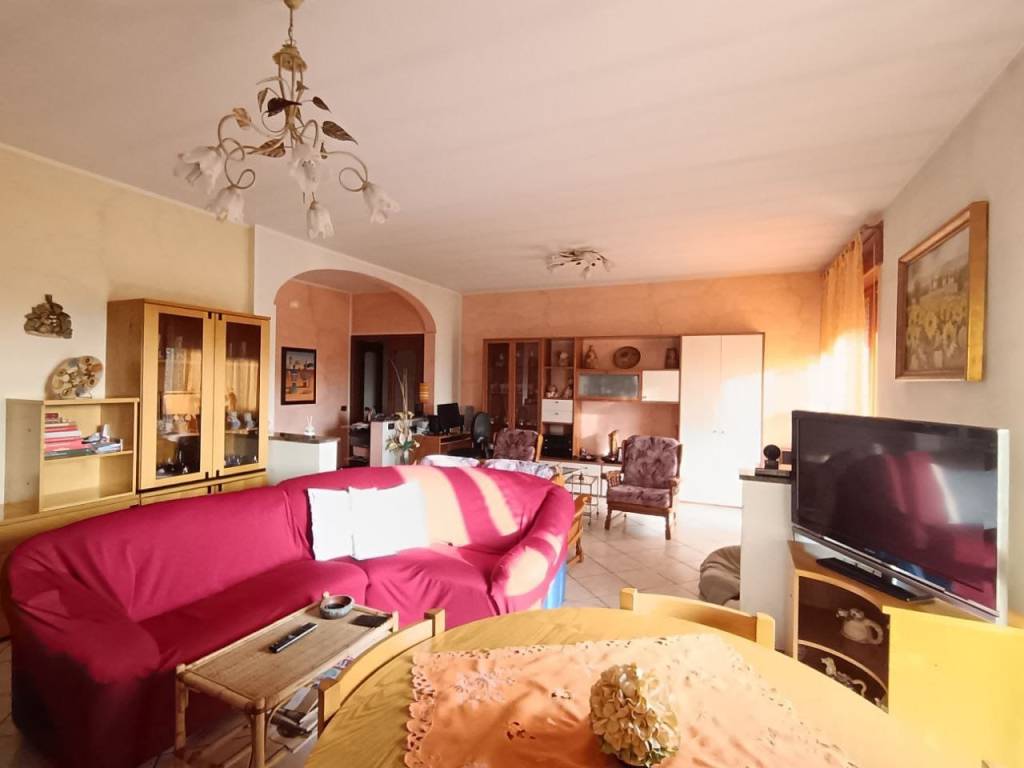 Appartamento a Fiorenzuola d'arda in Via San Rocco, 43 - Foto 3