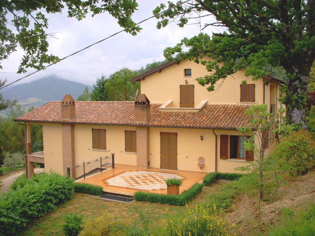 Villa a Nocera umbra in Vocabolo Largnano - Foto 3