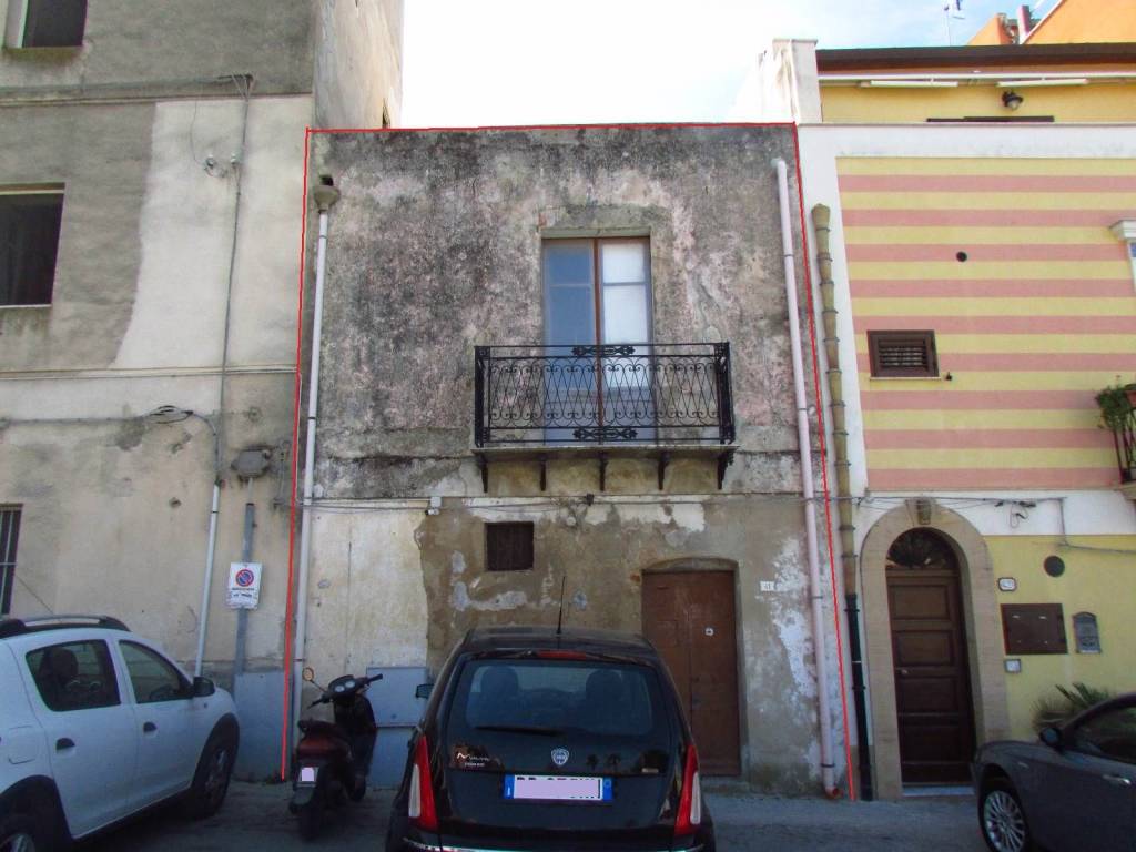 Casa indipendente a Sciacca in Piazza Gerardo Noceto, 41 - Foto 2