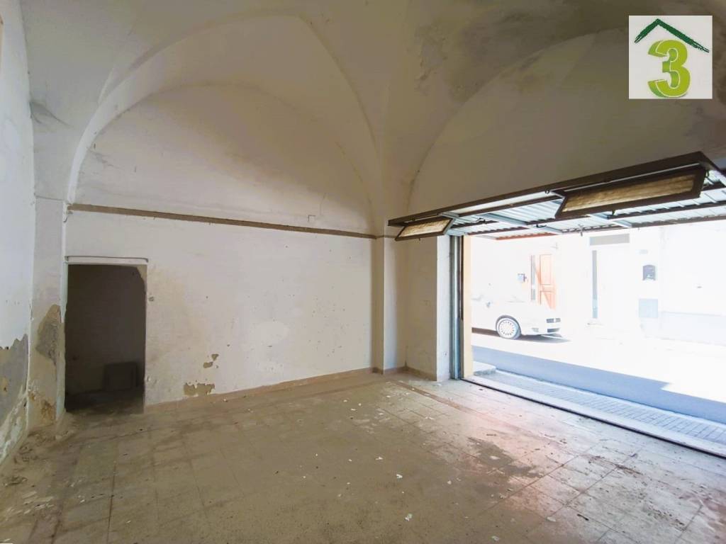 Box / garage a Tricase in Via Oronzo Massa - Foto 3
