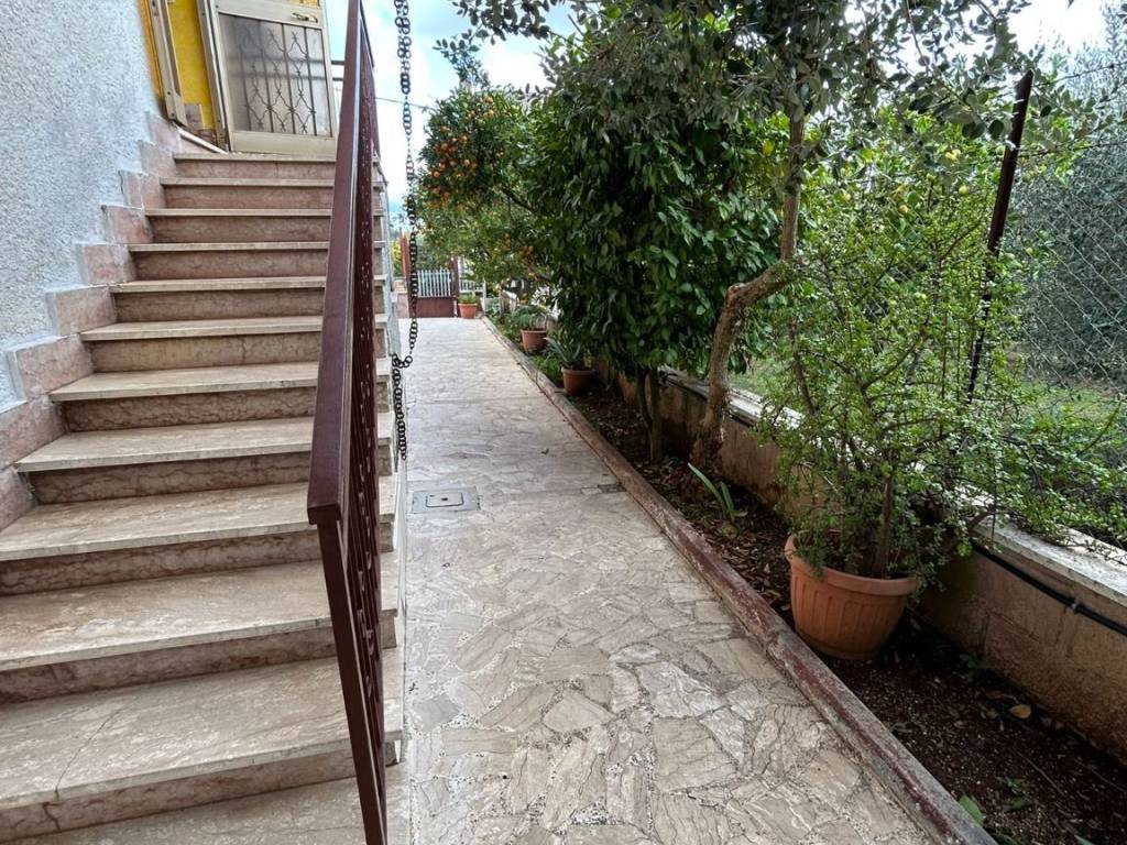Appartamento a Cisterna di latina in Via Giovanni Boccaccio - Foto 2