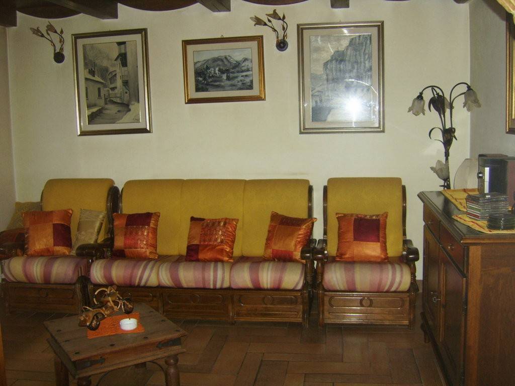 Villa a Tagliacozzo in Via Lungo Imele, 64 - Foto 4