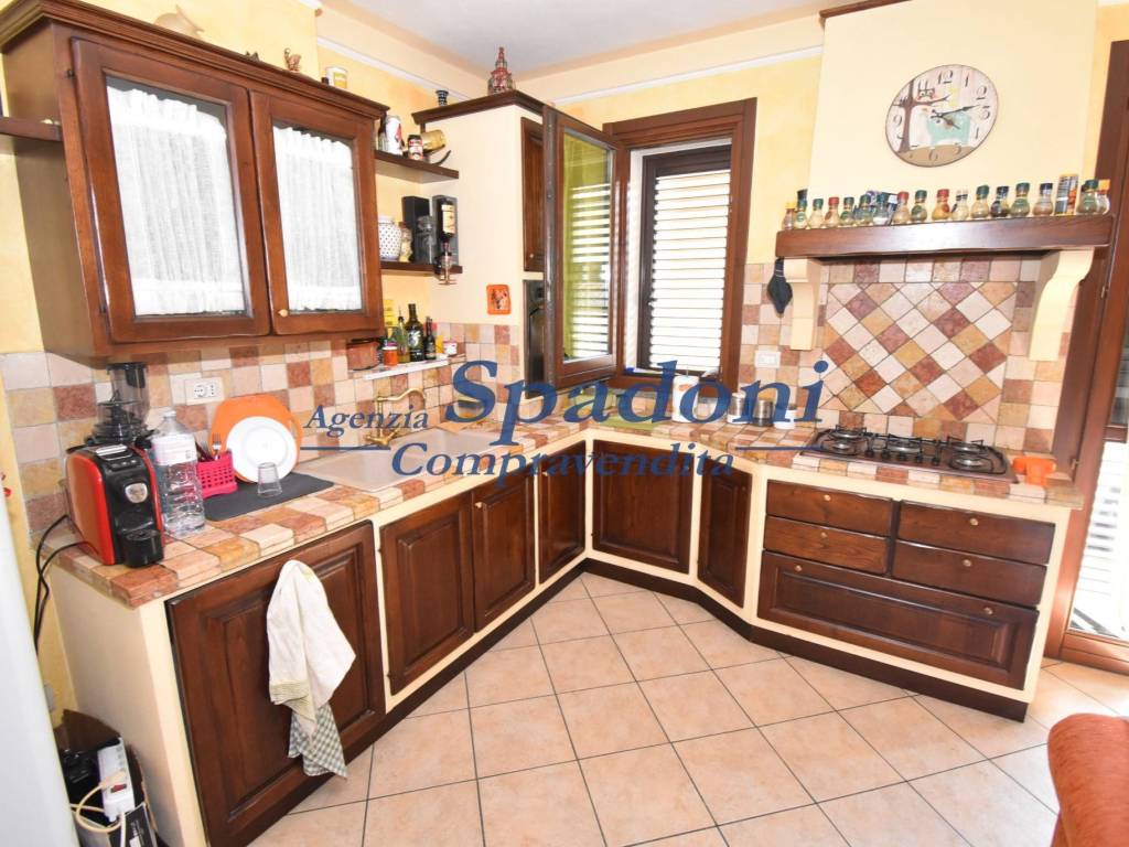 Appartamento a Monsummano terme in Via Tre Fontane, 277 - Foto 3
