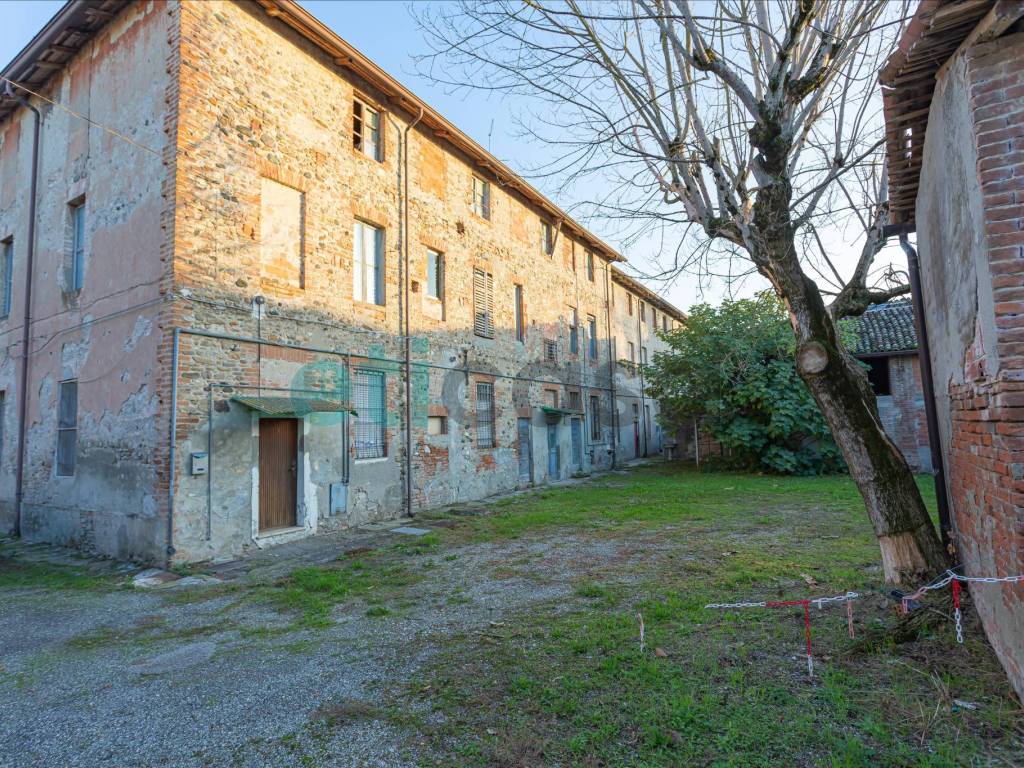 Palazzo / stabile a San giorgio piacentino in Centovera , San Giorgio Piacentino - Foto 2