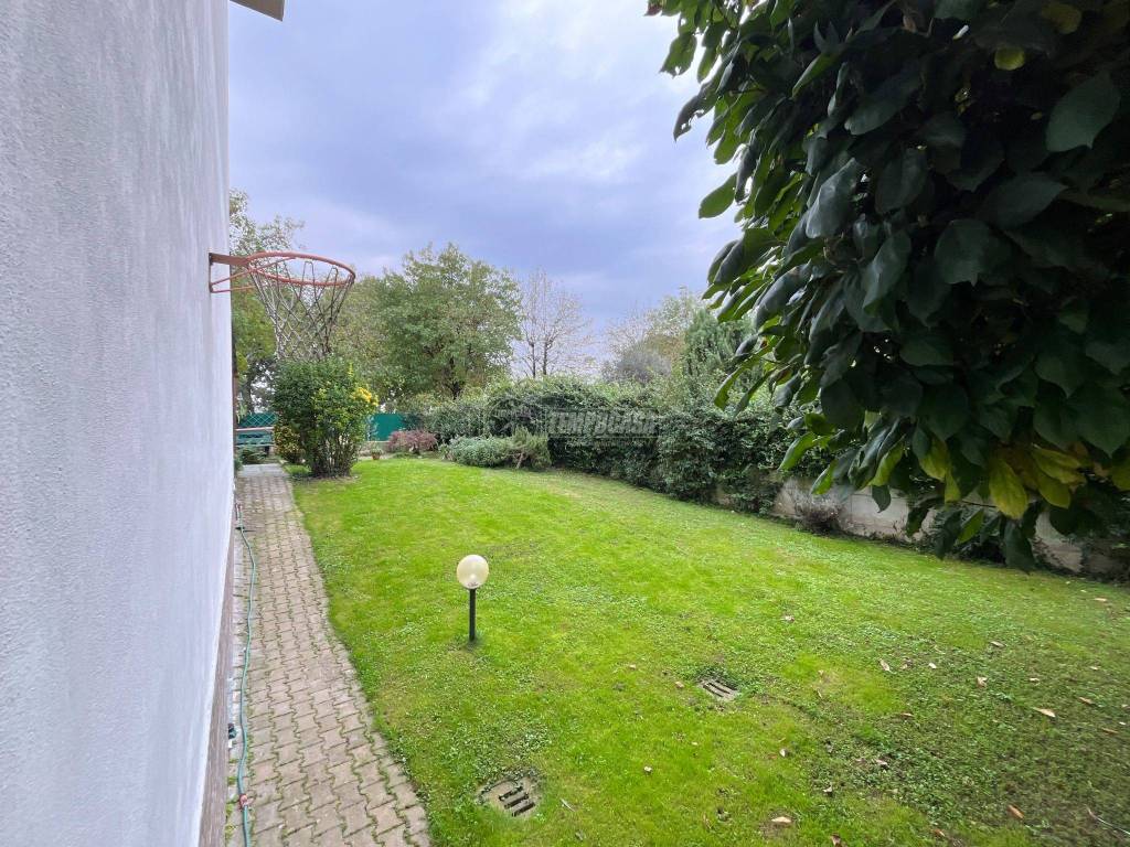 Villetta a schiera a Zelo buon persico in Piazza Rinascimento 19 - Foto 2