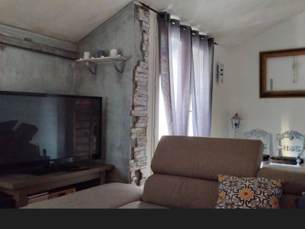 Appartamento a Albizzate in Via Solferino, 4 - Foto 4