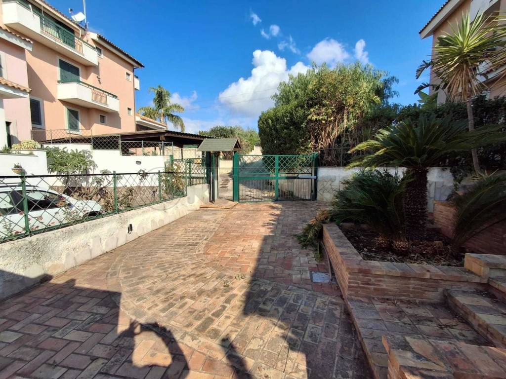 Villa a Siracusa in Traversa Sinerchia - Foto 5