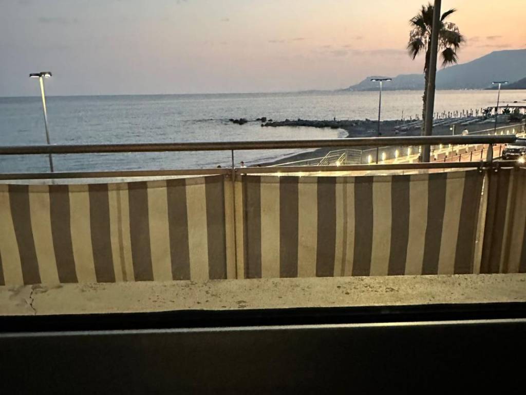 Appartamento a Ventimiglia in Lungomare Trento Trieste - Foto 4